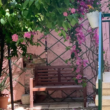 2br Flat Inside Venetian Bastion Walls アパート *