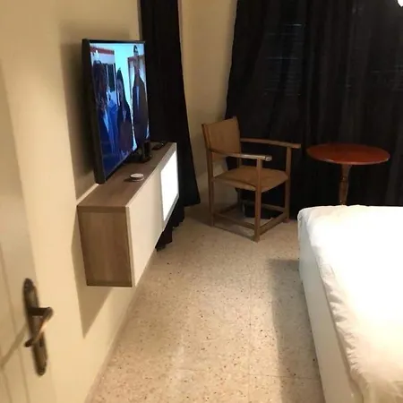 2br Flat Inside Venetian Bastion Walls 아파트