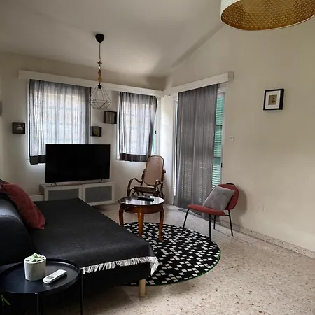 Apartment 2br Flat Inside Venetian Bastion Walls *